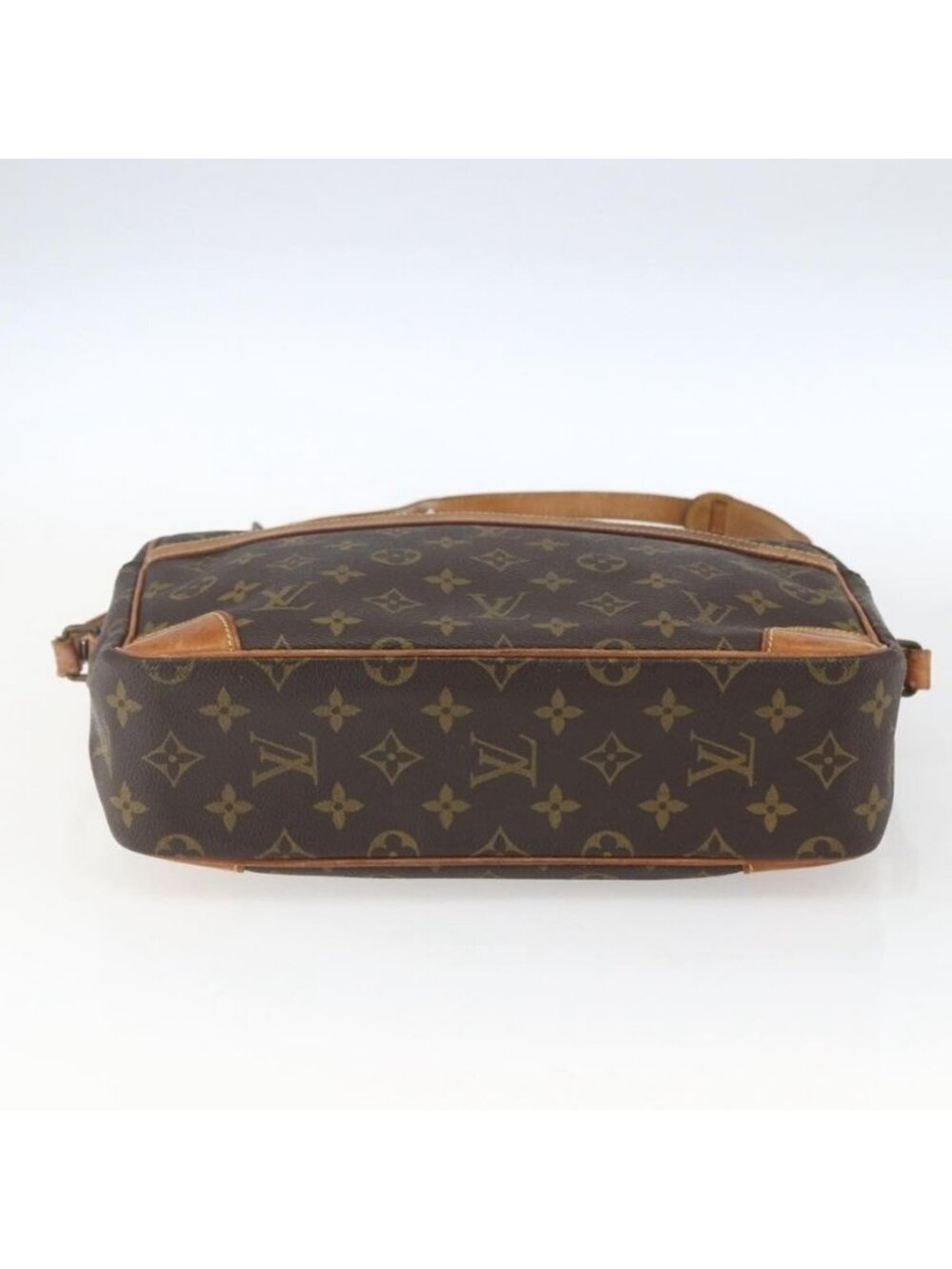 Authentic LOUIS VUITTON Monogram Trocadero 30 Shoulder Bag M51272 LV - Picture 12 of 16